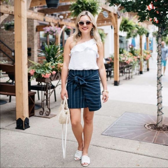 J.O.A Navy Pinstripe Tie Wrap Mini Skirt Medium - Picture 1 of 7